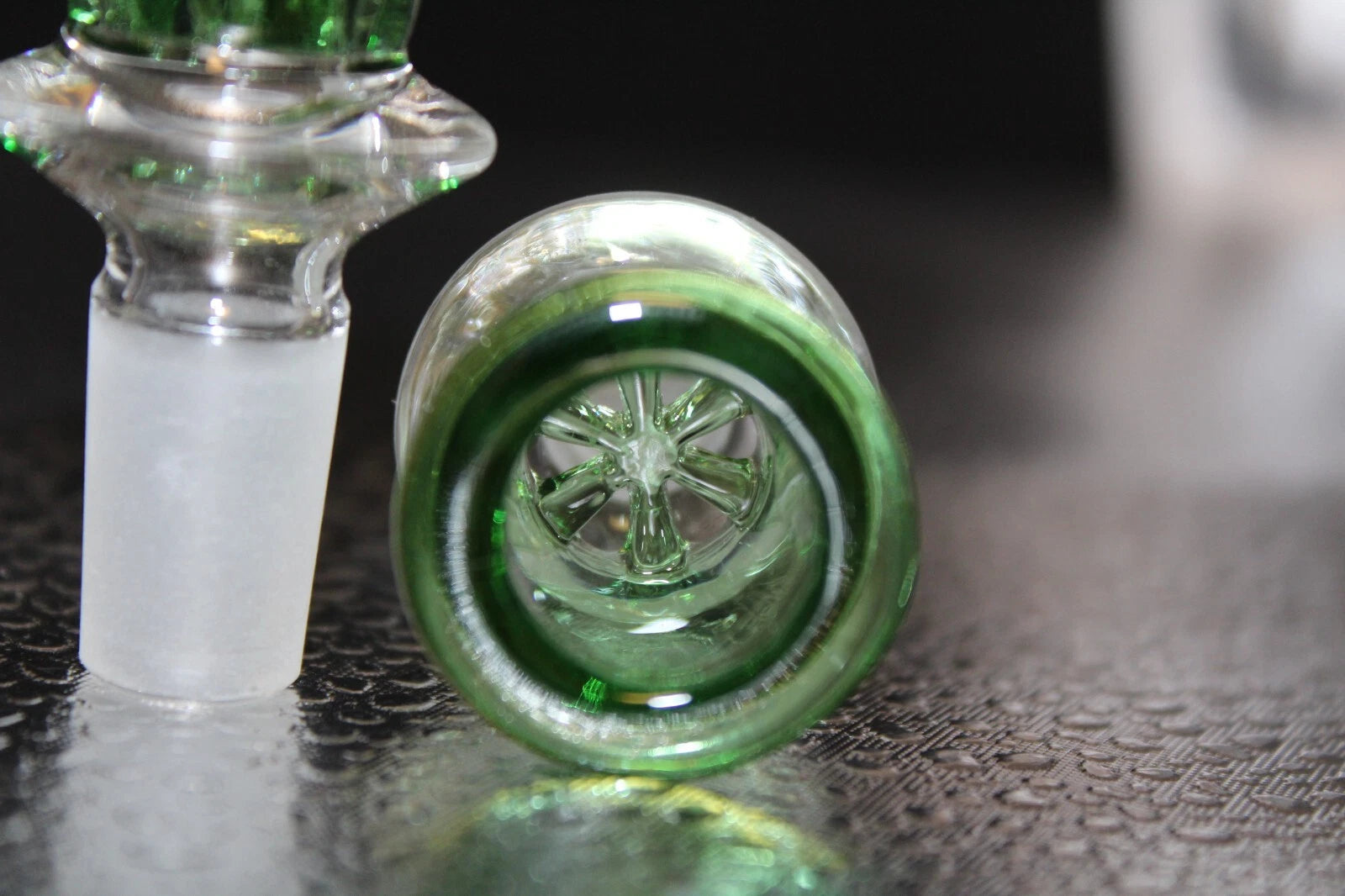 14mm GREEN SHOT GLASS Slide Bowl SNOWFLAKE SCREEN slide bowl 14 mm male