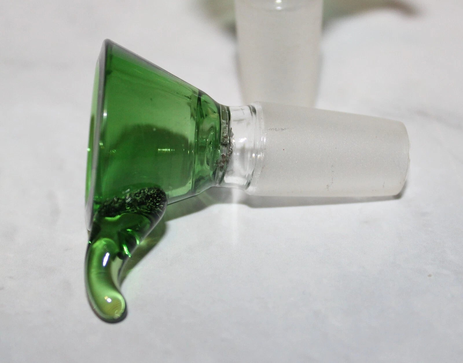 14mm - ECONOMY GREEN HORNED Glass Tobacco smoking glass slide bowl 14 mm
