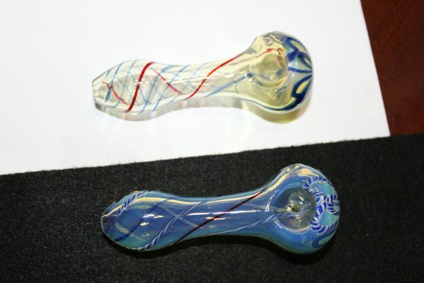 ZOMBIE TWIST GLASS PIPE, SILVER FUMED