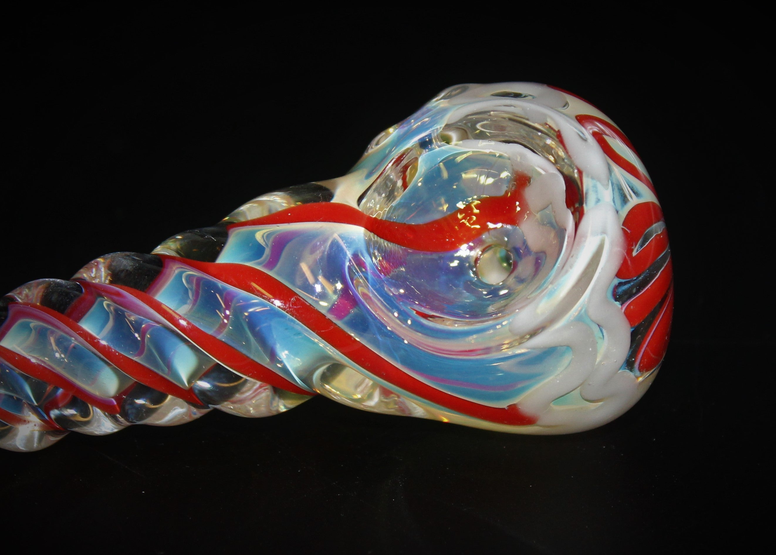 RED BARRON Twisted Stem Color Changing Tobacco Smoking Glass Pipe